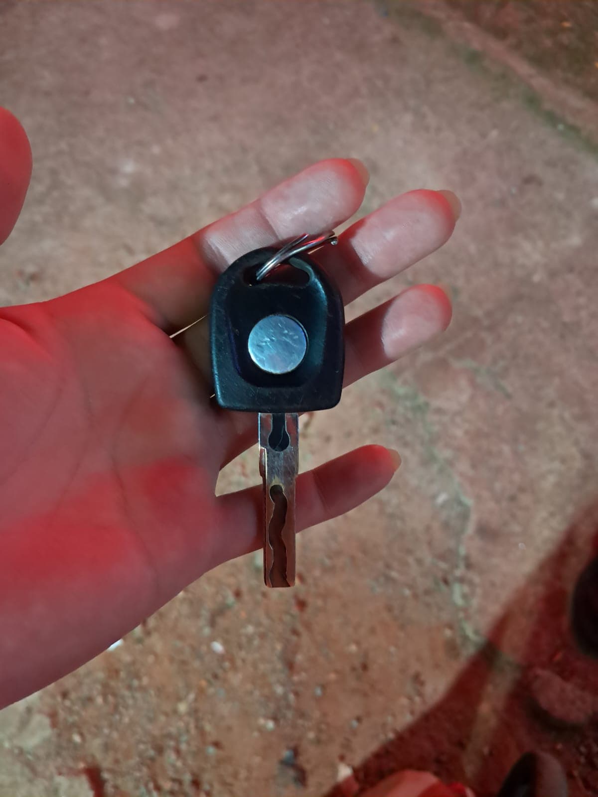 Chave encontrada perto da barca e do carrinho de bate-bate — foto 1